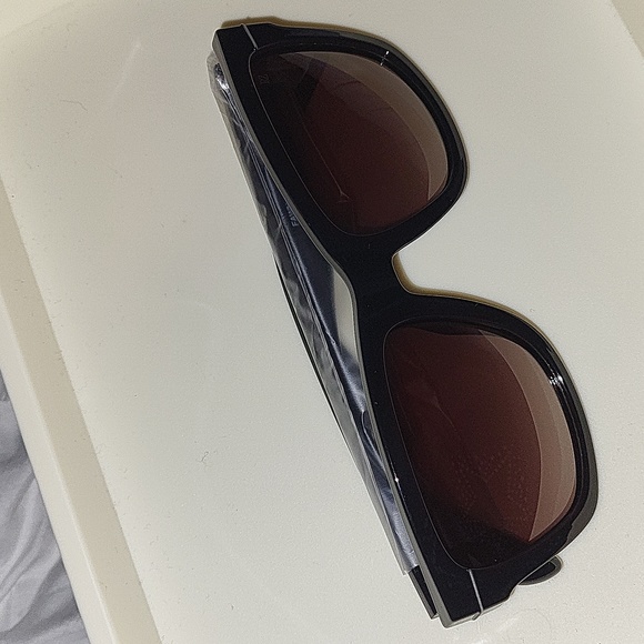 SALE🦋RACHEL ZOE Fawn Sunglasses - Black - Picture 4 of 5
